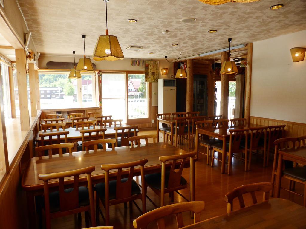 Kagura House Hotell Yuzawa  Eksteriør bilde