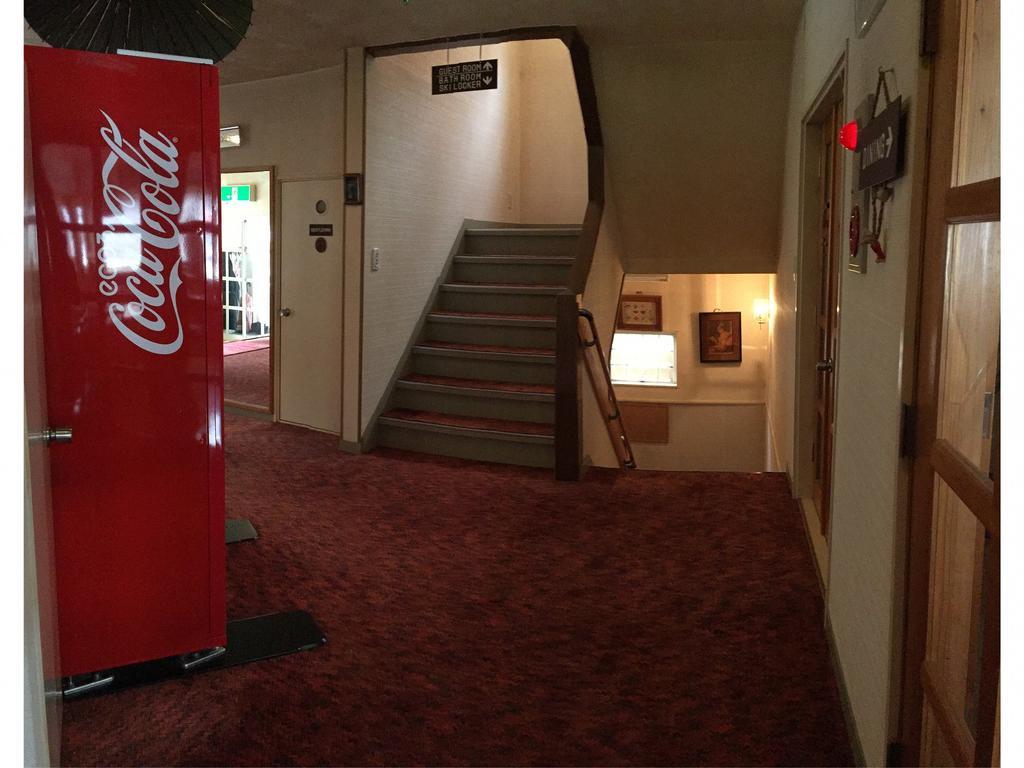 Kagura House Hotell Yuzawa  Eksteriør bilde